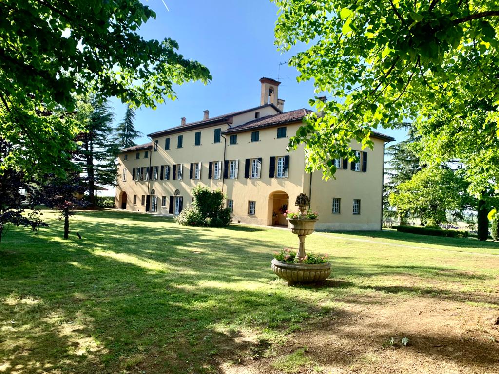 Tenuta La Marchesa - Wine & Dinning Tenuta La Marchesa Piemonte